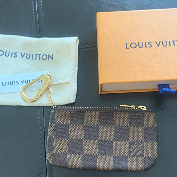 Louis Vuitton Brown Checkered Key Pouch with Gold Accents - Picture 1 of 7